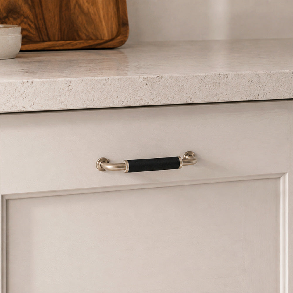 Sigtuna hanger handle - Polished nickel, black wood