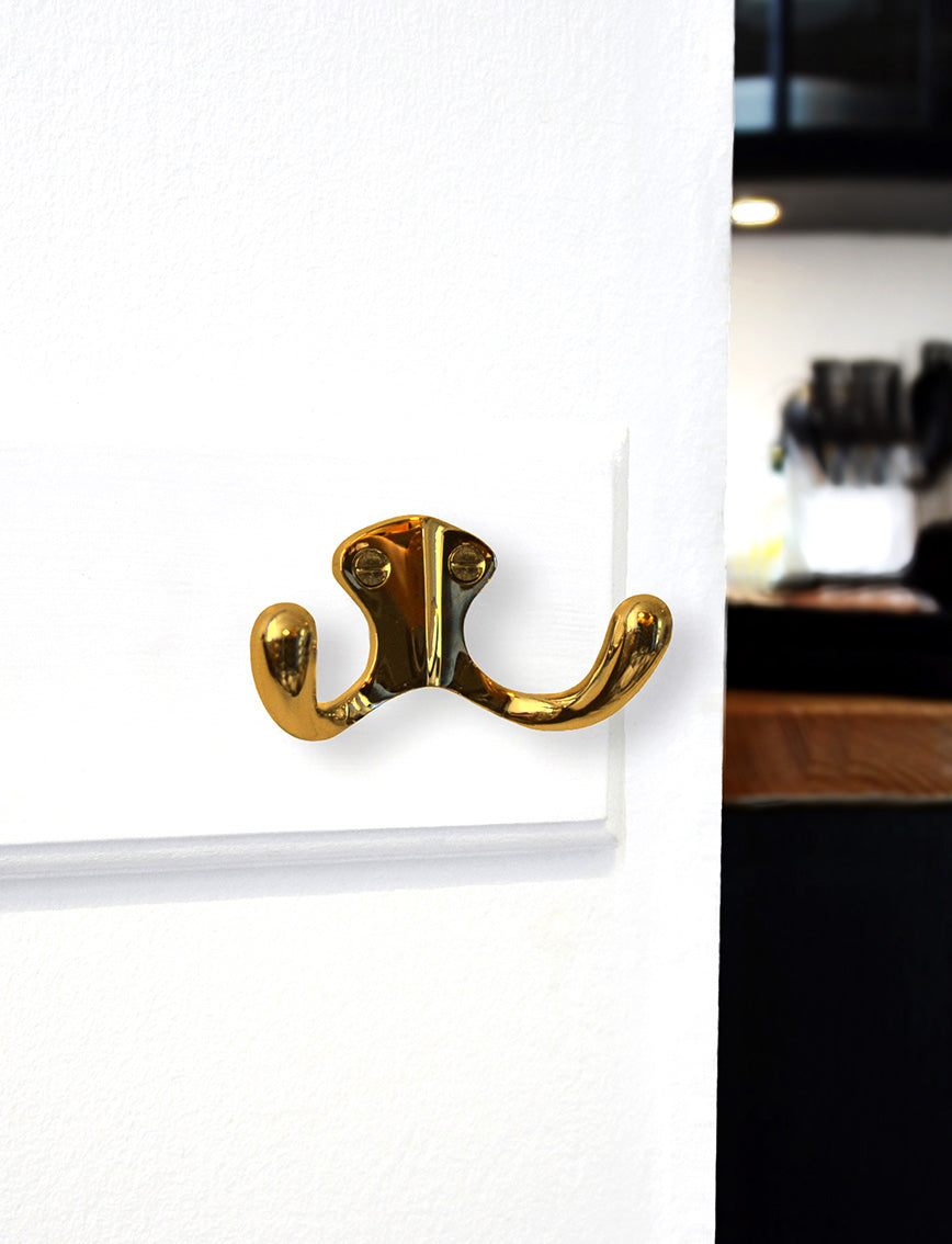 Double hook 83