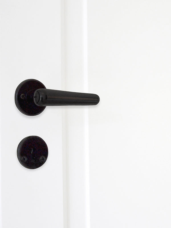 Torpedo door handle in black bakelite with rosette &amp; key tag